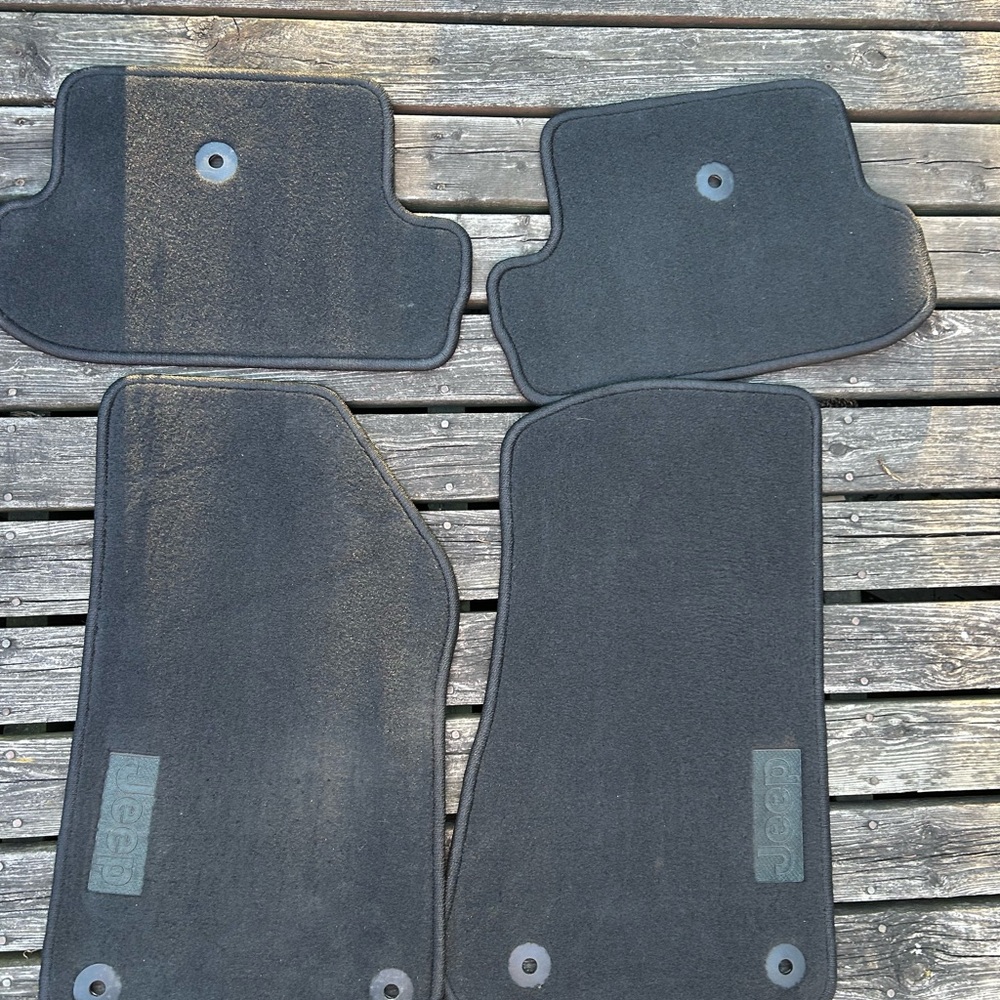 Jeep Wrangler Official Branded Stock Floor Mats - 2 Door 2021 Like new condition